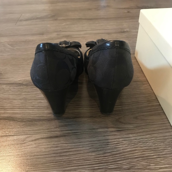Coach Andi black signature wedge heel - Picture 2 of 3